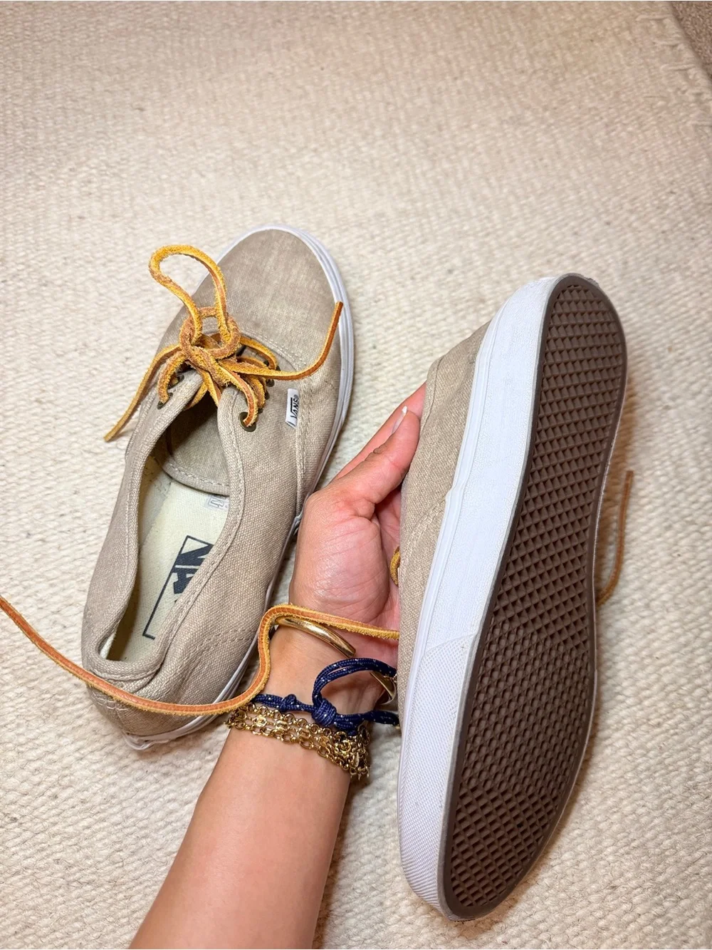 Vans low top